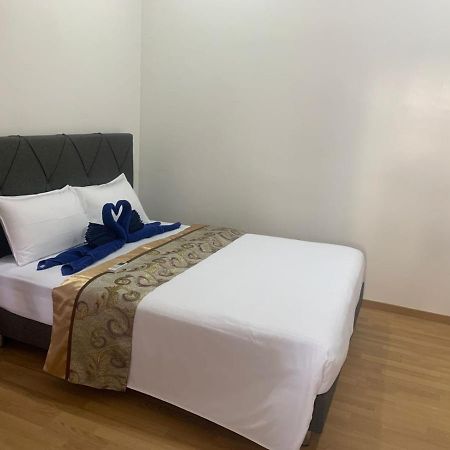 Silk Retreats Thulusdhoo Guest House Bagian luar foto