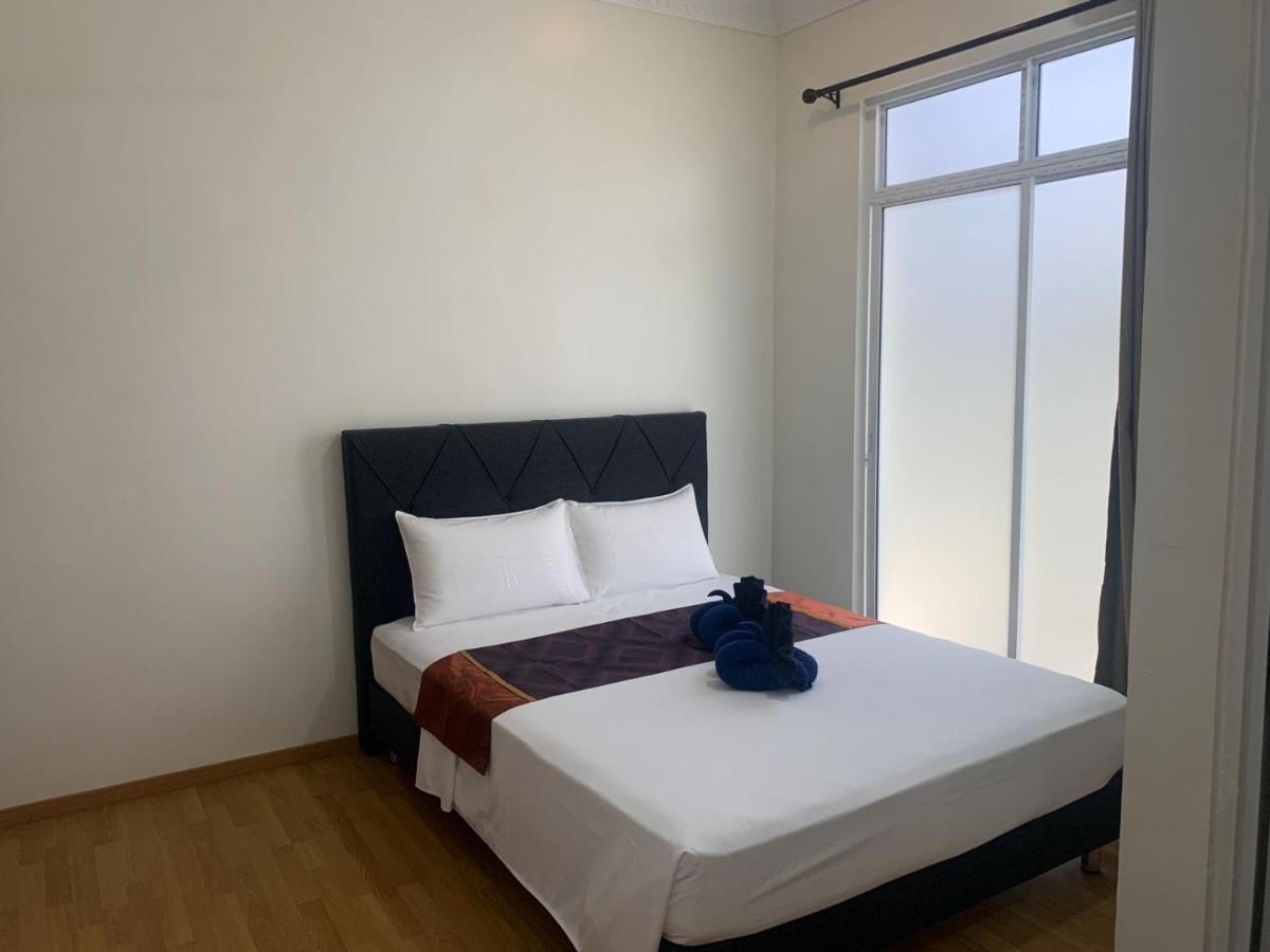 Silk Retreats Thulusdhoo Guest House Bagian luar foto