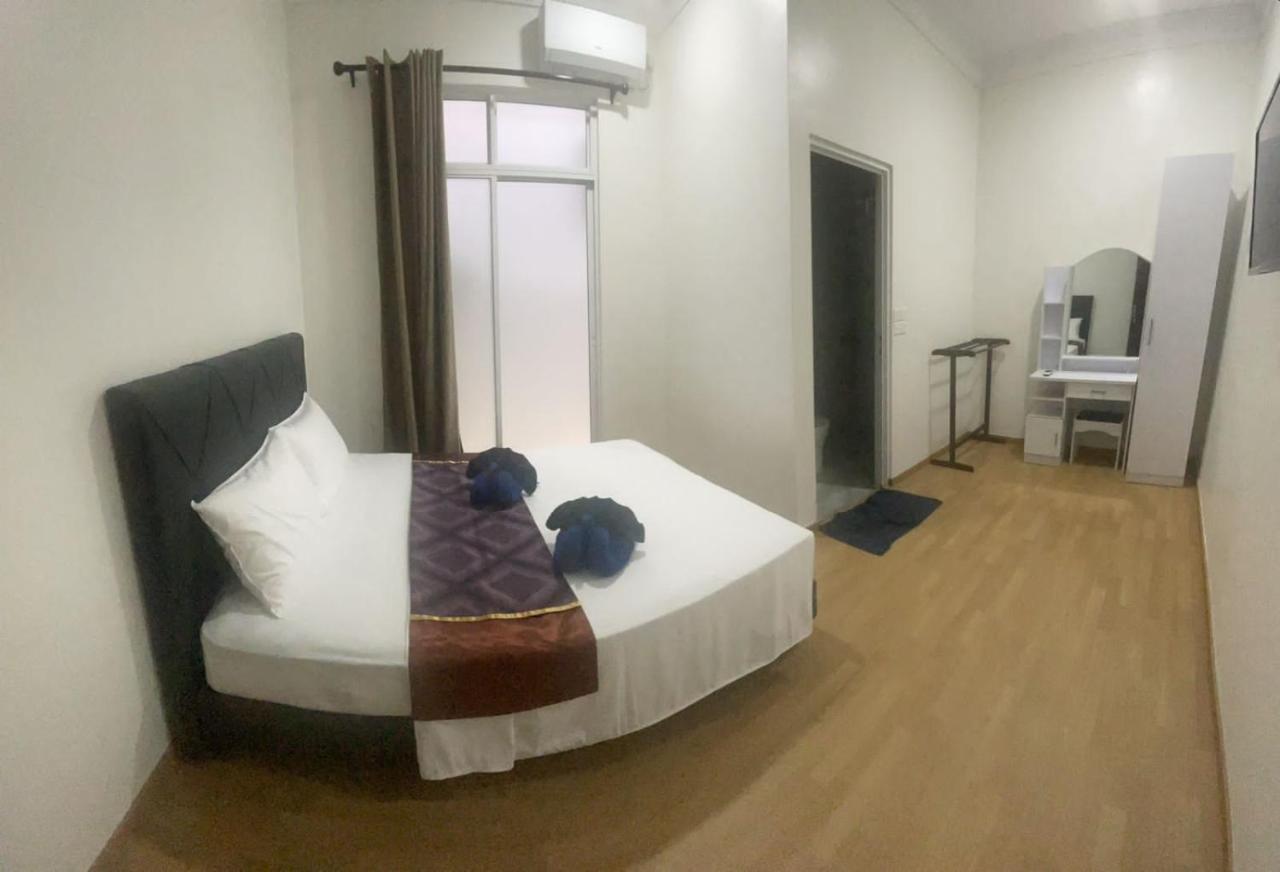 Silk Retreats Thulusdhoo Guest House Bagian luar foto