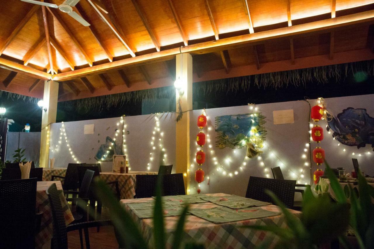 Silk Retreats Thulusdhoo Guest House Bagian luar foto
