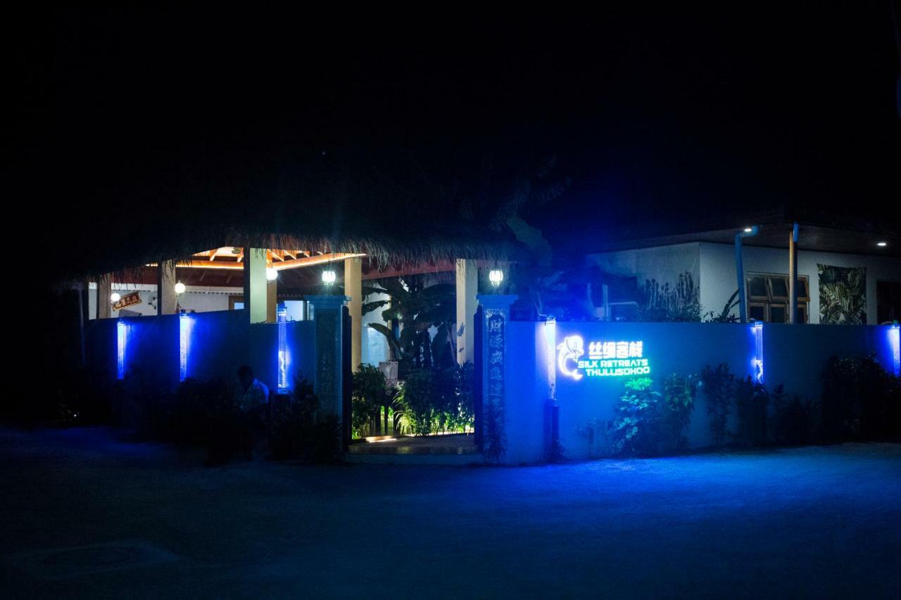 Silk Retreats Thulusdhoo Guest House Bagian luar foto